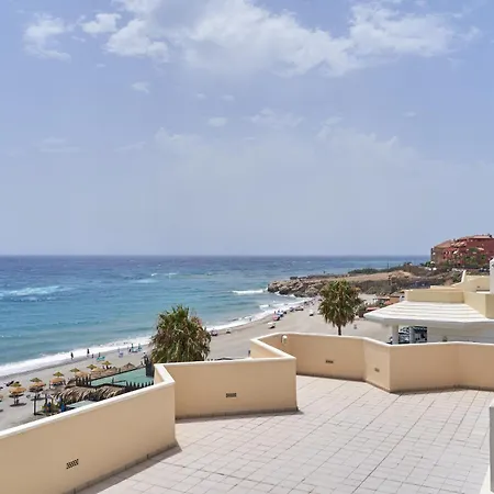 Beachfront Costa Apartment *