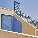 Beachfront Costa شقة *