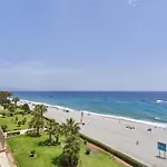 Beachfront Costa شقة تورّوكس كوستا