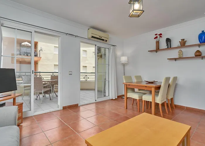 Апартаменты Beachfront Costa *